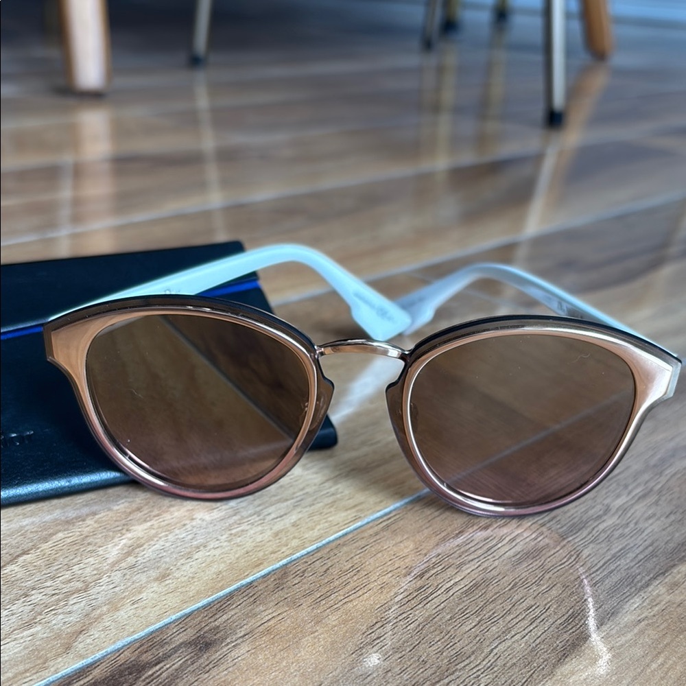 Stylish Gold Dior Sunglasses